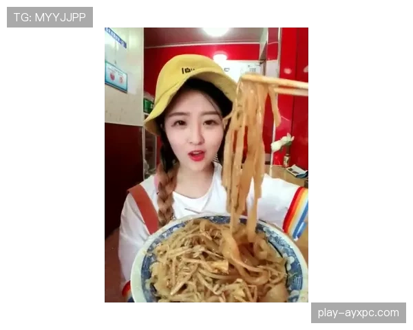 听说古力饭桌上的那碗面,居然比普通人一个月工资还贵? 听说古力饭桌上的那碗面,居然比普通人一个月工资还贵?